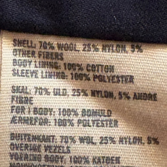 Abercrombie and fitch plaid jacket with hood size Medium. - Picture 10 of 10